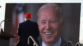 Do<em></em>nald Trump vows to prosecute Biden if elected