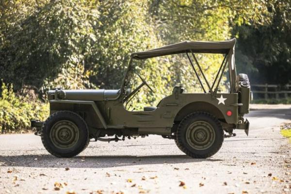 Willys Jeep 4