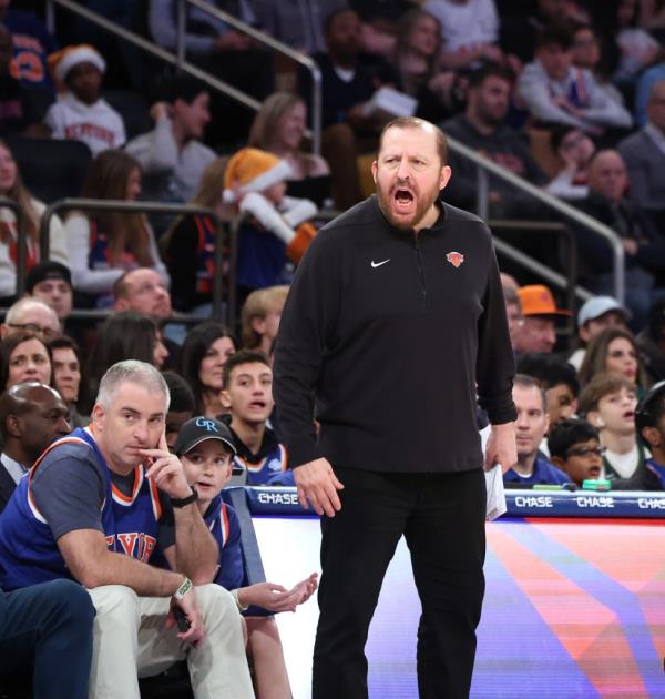 New York Knicks head coach Tom Thibodeau reacts on the ba<em></em>seline during the fourth quarter