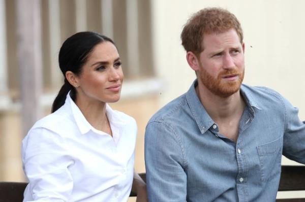 DUBBO, AUSTRALIA - OCTOBER 17: Prince Harry, Duke of Sussex and Meghan, Duchess of Sussex visit a local farming family, the Woodleys, on October 17, 2018 in Dubbo, Australia. The Duke and Duchess of Sussex are on their official 16-day Autumn tour visiting cities in Australia, Fiji, To<em></em>nga and New Zealand. (Photo by Chris Jackson - Pool/Getty Images)