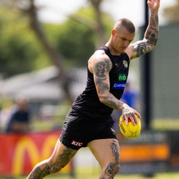 Dustin Martin training at Wo<em></em>nthaggi Recreation Reserve before he copped a knock to his chin on Wednesday during the Tigers’ pre-season camp. Richmond FC