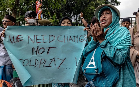 Protesters argue that the co<em></em>ncert held by the band supports LGBT rights in violation of Muslim doctrine