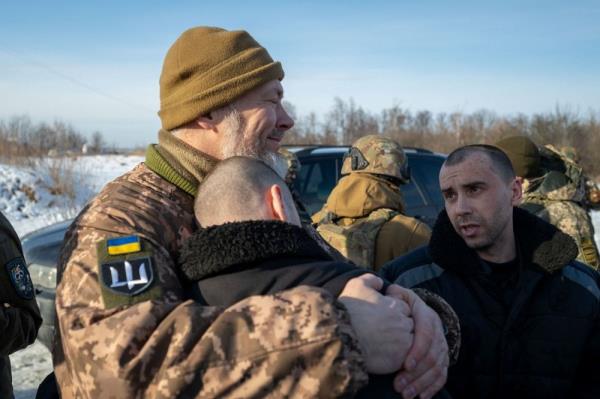 Russia, Ukraine exchange priso<em></em>ners of war, despite plane crash last week