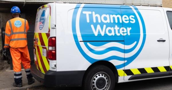 LONDON, ENGLAND - JUNE 28: A Thames Water Van in South Lo<em></em>ndon on June 28, 2023 in London, England. The UK government has discussed the temporary natio<em></em>nalisation of Thames Water as investors and the government are preparing for the potential collapse of the debt-laden utility company. (Photo by Dan Kitwood/Getty Images)