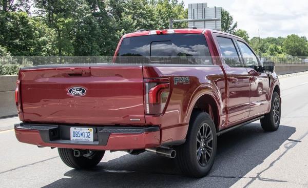 2024 ford f150 platinum rear