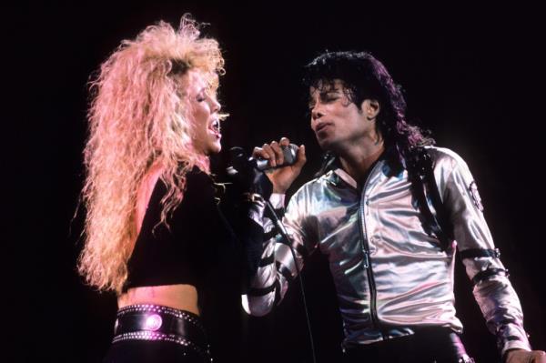 Sheryl Crow and Michael Jackson singing