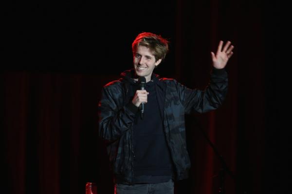 HUNTINGTON, NY - SEPTEMBER 11:  Dex Carvey opens for his father, Dana Carvey, at The Paramount Theater on September 11, 2018 in Huntington, New York.  (Photo by Al Pereira/Getty Images)