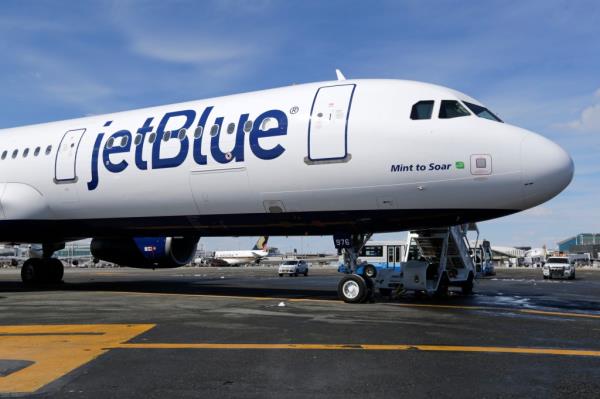 JetBlue plane