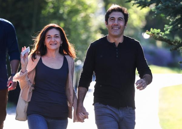 Former Facebook executive Sheryl Sandberg with husband Tom Bernthal.