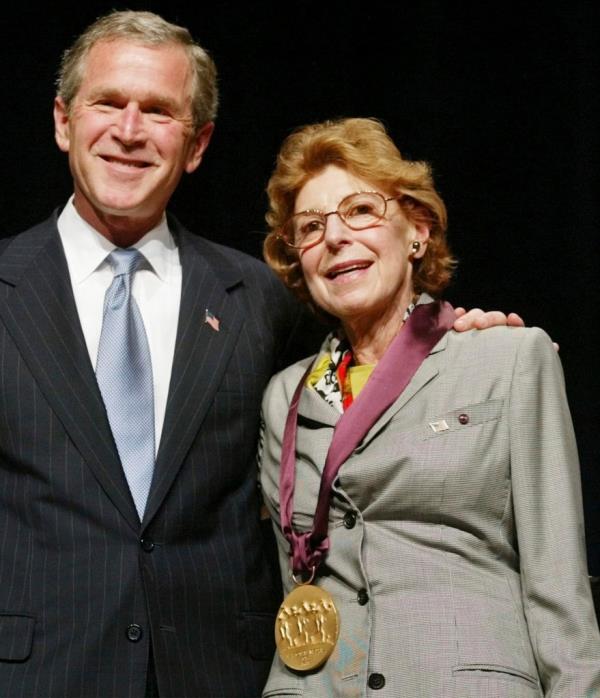 George W. Bush and Helen Frankenthaler, with medal draped around her neck.