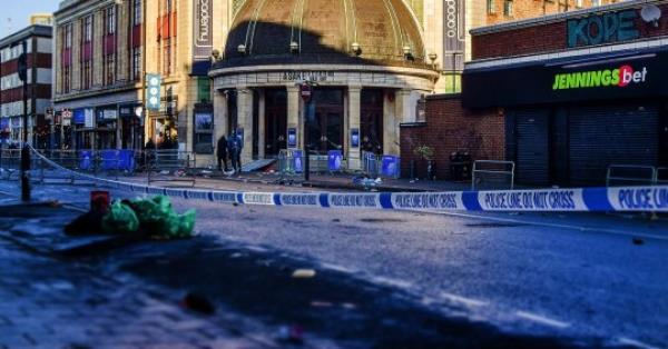 A police cordon seen outside the O2 Academy Brixton on the morning after the show. A woman has died and two other people are in hospital in critical co<em></em>ndition after they were crushed during a co<em></em>ncert by singer Asake at the famous live music venue in south London. Brixton Academy incident in London, UK - 16 Dec 2022 Mandatory Credit: Photo by Vuk Valcic/SOPA Images/Shutterstock (13671926b)