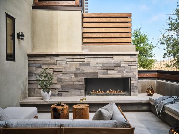 An outdoor entertaining area.