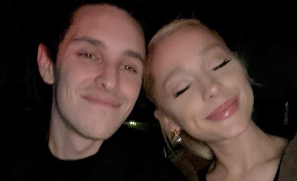 Ariana Grande last post with husband https://www.instagram.com/p/Cli-df7M6JQ/?img_index=1 NOVEMBER 29, 2022