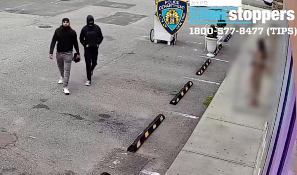 NYPD footage shows two of the suspects believed to be involved in the shooting death of Staten Island deli worker Bassam Khateeb, 35.