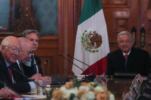 López Obrador and Biden spoke on the phone a<em></em>bout the border crisis on Dec. 21