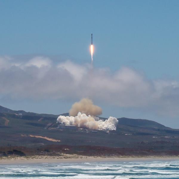 The space-laser shot is actually from the 2018 California launch of a SpaceX rocket