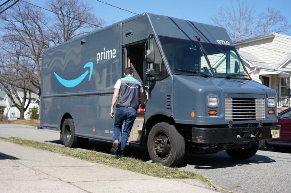 Amazon delivery truck