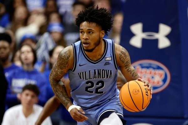 Villanova forward Cam Whitmore (22) looks to pass against Seton Hall