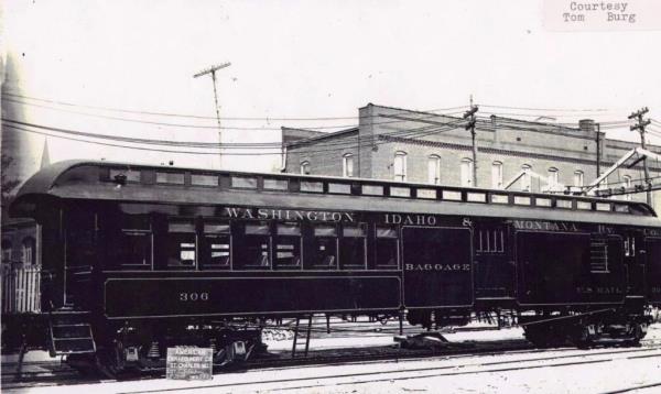 pon discovery, they learned that it was an old combination railcar, WI&M Car 306, built in 1906.