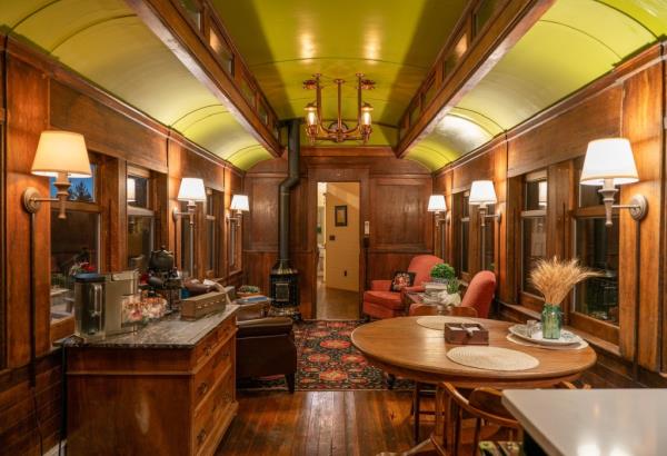 The dining area and kitchenette. 