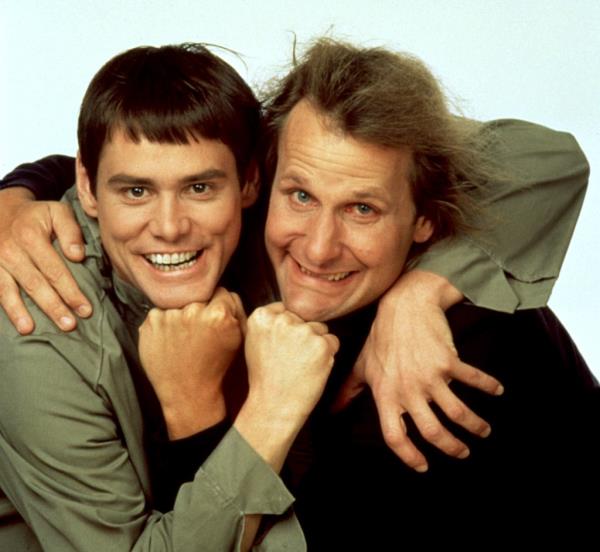 Jim Carrey with Jeff Daniels. 