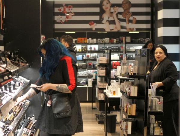 Sephora, which has 400-plus locations across the US, is beloved for its try-before-you-buy sales floor, wher<em></em>e customers are encouraged to spray a scent, swipe on some lipstick or test an eyeshadow before deciding on what to purchase.