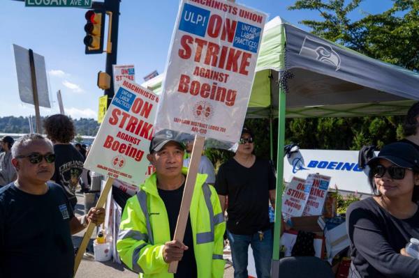 Boeing workers on picket line