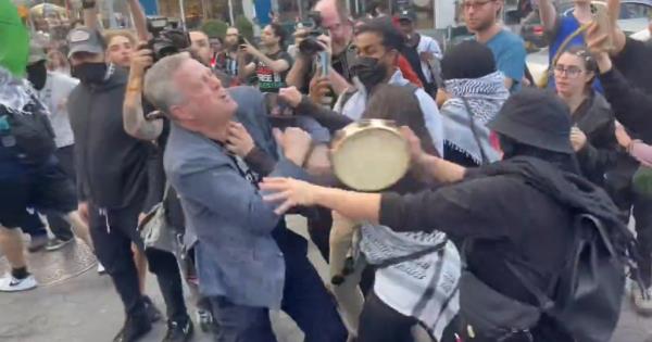 The co<em></em>nfrontation in Unio<em></em>n Square escalated as the anti-Israel protesters assaulted Todd Richman, co-founder of Democratic Majority of Israel.