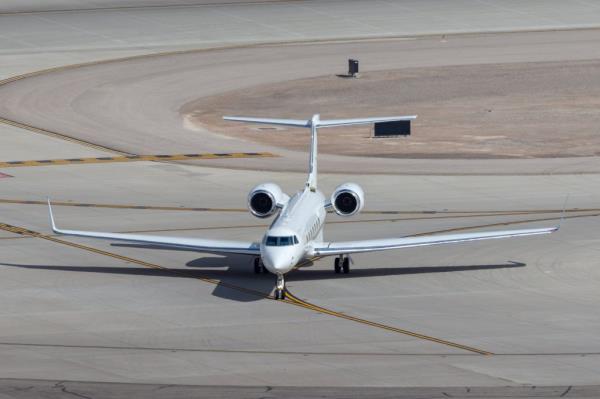 Gulfstream G550 luxury business jet N928GC at McCarran Internatio<em></em>nal Airport Las Vegas.