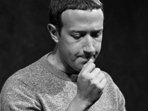 Portrait of Mark Zuckerberg with a pensive ex<em></em>pression